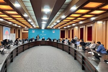 بررسی درخواست شهروندان ۴ شهر جم در کمیسیون ماده ۵ استان بوشهر 