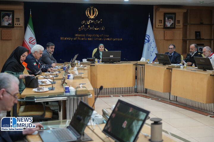 ببینید| نشست ایمنی تردد در سفرهای زمستانی با حضور وزیر راه و شهرسازی
