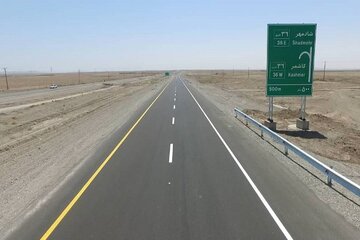 تکمیل ۵ کیلومتر دیگر از باند دوم محور شادمهر - کاشمر تا پایان سال جاری