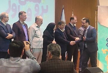 آزمایشگاه فنی و مکانیک خاک