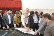ببینید| بازدید مدیرکل راه و شهرسازی استان بوشهر از روند عملیات اجرایی آماده‌سازی طرح نهضت ملی مسکن شهر بوشهر