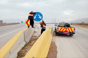 ببینید| ️نصب تابلو و علائم جاده ای در راستای ایمن سازی محور بزرگراه کربلا محدوده حبیبوند و گردنه پاطاق استان کرمانشاه