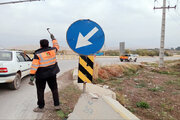 ببینید| ️نصب تابلو و علائم جاده ای در راستای ایمن سازی محور بزرگراه کربلا محدوده حبیبوند و گردنه پاطاق استان کرمانشاه