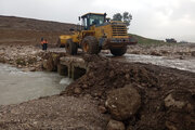 ببینید|  ساماندهی پل راه روستایی کوزه رود آسیب دیده بعد از بارندگی استان کرمانشاه