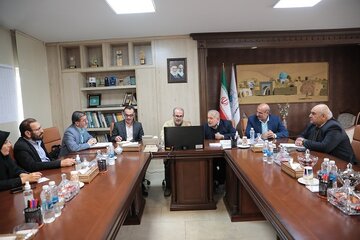 دیدار نماینده بهشهر با گلپایگانی