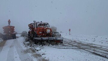 عملیات راهداری زمستانی راهداری فارس