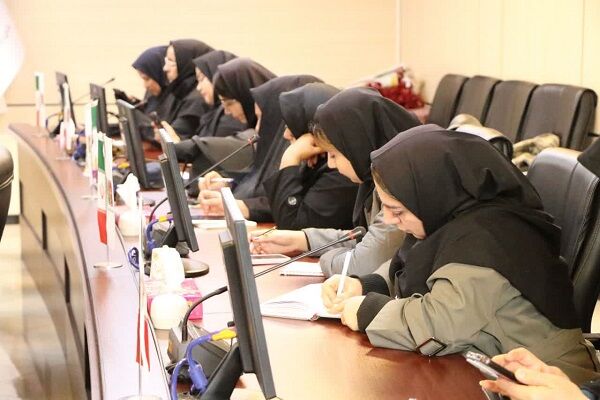 نشست خبری دو ساعته مدیرکل راهداری و حمل و نقل جاده ای استان مرکزی برگزار شد