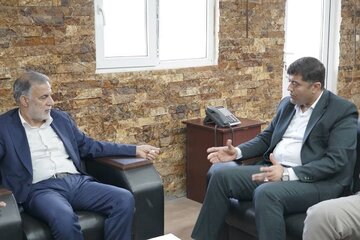 نشست مدیرکل راه و شهرسازی با نماینده مردم شریف شهرستانهای بوشهر، گناوه و دیلم در مجلس شورای اسلامی