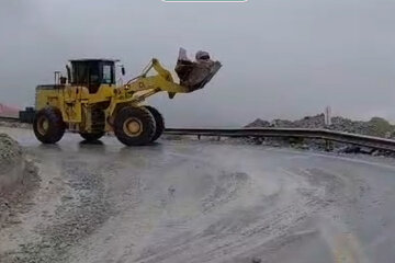 ویدیو | اقدام به‌ موقع راهداران گراش، آرامش را به گردنه بالنگستان بازگرداند