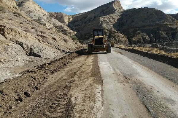 پاکسازی و رفع آبشستگی بیش از ۲۵ محور روستایی در شهرستان پلدختر