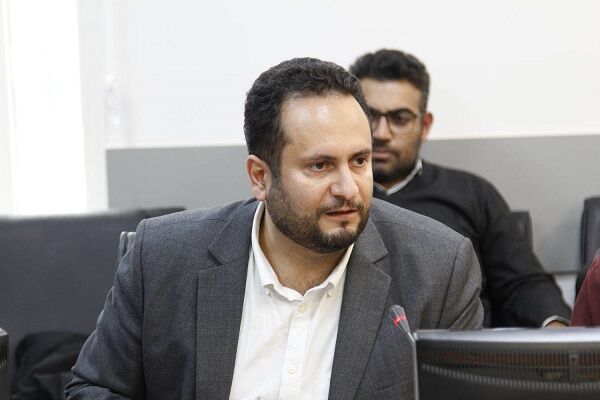 طاها طباطبایی عقدا