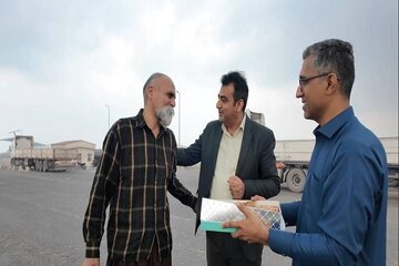 ویدیو | قدردانی از رانندگان بندر شهید بهشتی چایهار همزمان با هفته حمل و نقل و رانندگان