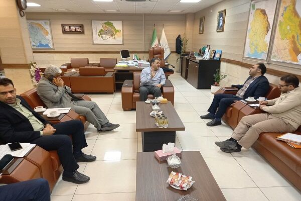 ببینید | نشست مشترک مدیرکل راه و شهرسازی خوزستان با فرماندار آغاجاری و بررسی آخرین وضعیت پروژه های حوزه راه و شهرسازی شهرستان