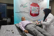 اهدای خون کارکنان اداره کل راهداری و حمل و نقل جاده ای خوزستان به مناسبت گرامیداشت هفته حمل و نقل، رانندگان و راهداری