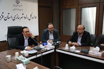 حضور استاندار قزوین در جلسه شورای هماهنگی راه و شهرسازی استان قزوین