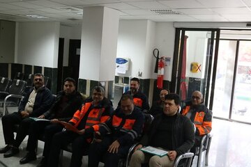 ببینید|راهی به زندگی؛ راهداران شرق سمنان خون اهدا کردند