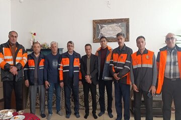 ببینید|دیدار و تجلیل مدیر کل راه و شهرسازی شرق استان سمنان(شاهرود) از خانواده شهدا و پیشکسوتان راهداری شرق سمنان