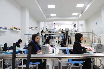 افتتاح مرکز کارآفرینی توسط گلپایگانی