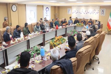 تجلیل از صنوف و فعالان باری استان گلستان