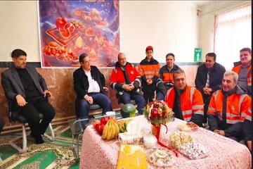 ویدیو| دیدار استاندار آذربایجان غربی با راهداران راهدارخانه قوشچی در شب یلدا