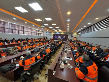 ویدیو| مراسم گرامی داشت هفته حمل و نقل، رانندگان و راهداری در استان فارس