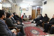 ببينيد | ديدار مديركل راهداري و حمل‌ونقل جاده‌اي استان اصفهان با نماينده ولي فقيه در استان