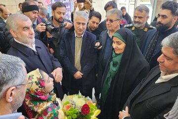 ورود وزیر راه و شهرسازی به استان اردبیل برای بازدید از مسکن حمایتی و راه آهن