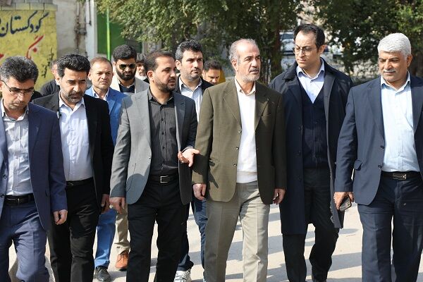 بازدید معاون وزیر راه و شهرسازی از محلات ناکارآمد و منطقه منبع آب اهواز