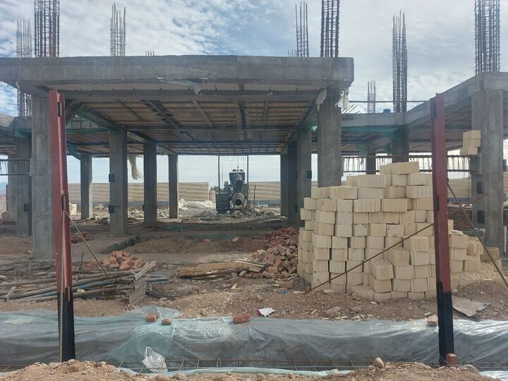 پیشرفت ۵۵ درصدی ساخت مدرسه ۶ کلاسه سایت طرح نهضت ملی مسکن شهرستان خاش