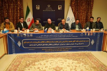 ببینید | نشست هم‌اندیشی رئیس مرکز ارتباطات و اطلاع‌رسانی وزارت راه و شهرسازی با مدیران رسانه‌های استان اردبیل