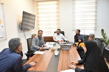 ملاقات مردمی