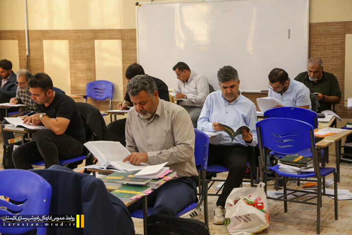 رقابت تخصصی ۸۶۳ داوطلب در آزمون ورود به حرفه مهندسان لارستان