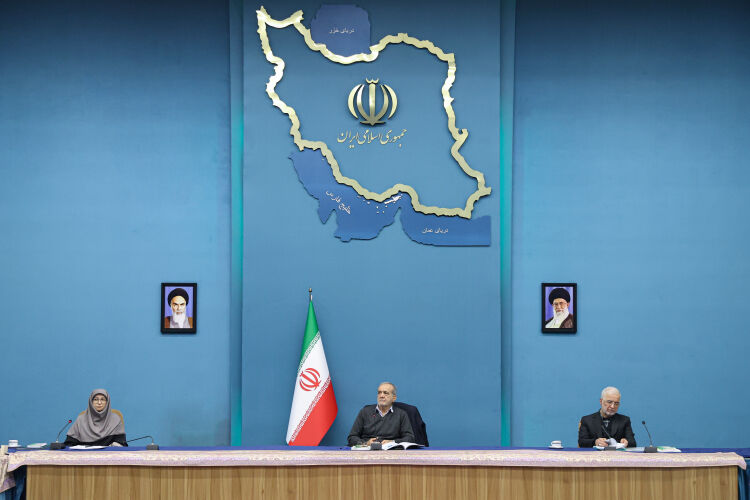 بهبود کیفیت هوای کلان شهرها با توسعه قطارهای حومهای