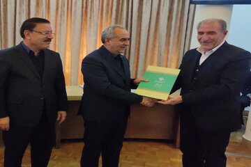 ️رتبه نخست اداره کل راهداری و حمل‌ونقل جاده‌ای آذربایجان شرقی در ارتقای ایمنی در حمل‌ونقل