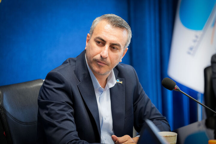 رامین کاشف اذر