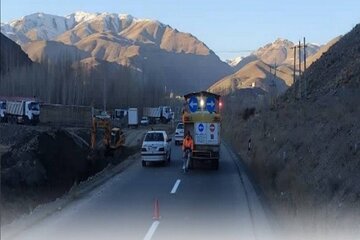 خط‌کشی نزدیک به ۴ هزار کیلومتر از محورهای مواصلاتی آذربایجان‌ غربی در ۹ ماهه سال جاری