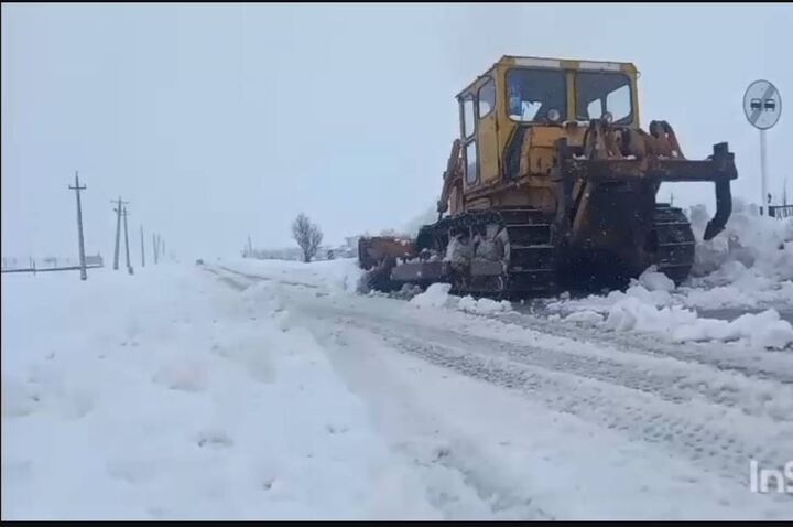 بازگشایی محور بانه _ مرزسیرانبند بطول ۱۸ کیلومتر با تلاش راهداران شهرستان بانه