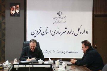 برگزاری ملاقات مردمی هفتگی  مدیرکل راه و شهرسازی استان قزوین با شهروندان