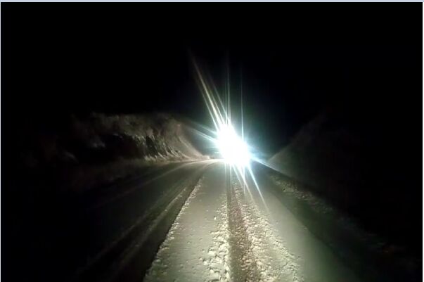 ویدیو | عملیات برف روبی در محور کرمانشاه به کوزران با تلاش راهداران شهرستان کرمانشاه، استان کرمانشاه