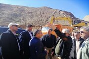 ببینید| بازدید مدیر کل ساخت و توسعه راههای منطقه جنوب کشور و مدیرکل راه و شهرسازی بوشهر از پروژه قطعه ب احداث بزرگراه کنارتخته - دالکی