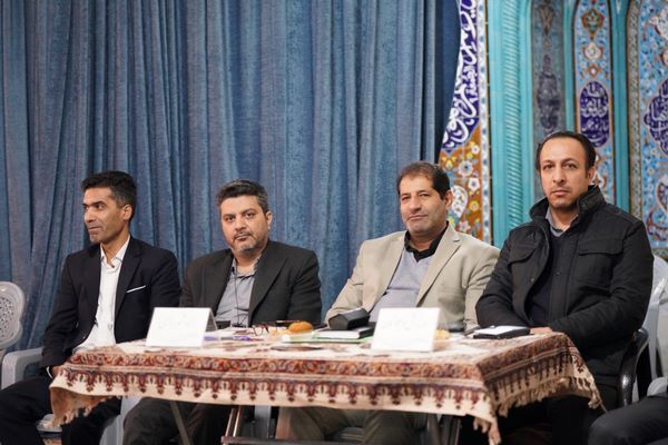 دیدار مردمی منطقه 11 استان اصفهان