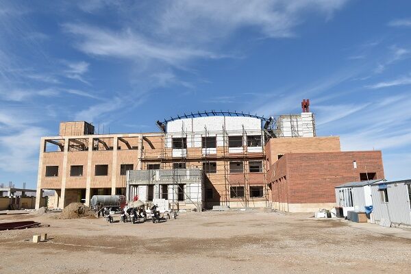 ببینید| پیشرفت فیزیکی ساخت مدرسه ۱۲ کلاسه مهر دامغان از محل اعتبار سازمان ملی زمین و مسکن