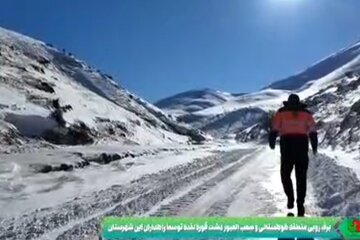 ویدیو| عملیات برف روبی محور کوهستانی و صعب العبور دشت قوره شهرستان نقده