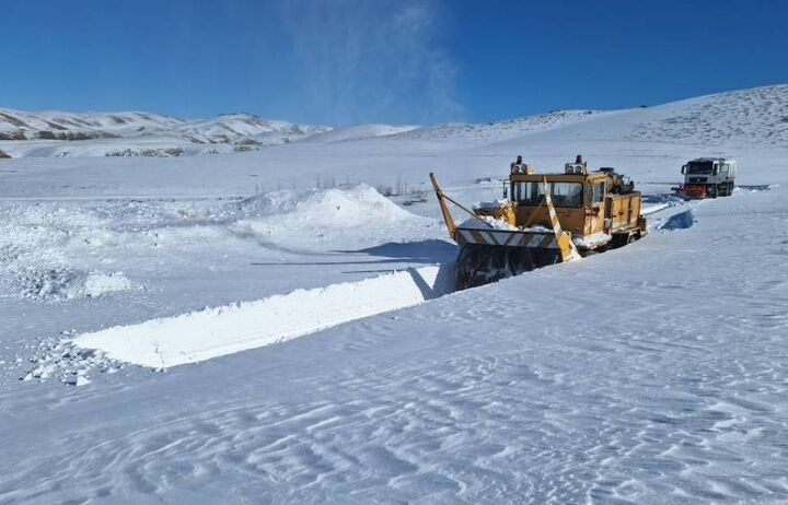 ببینید|برف روبی و بازگشایی راههای روستایی شهرستان دیواندره استان کردستان