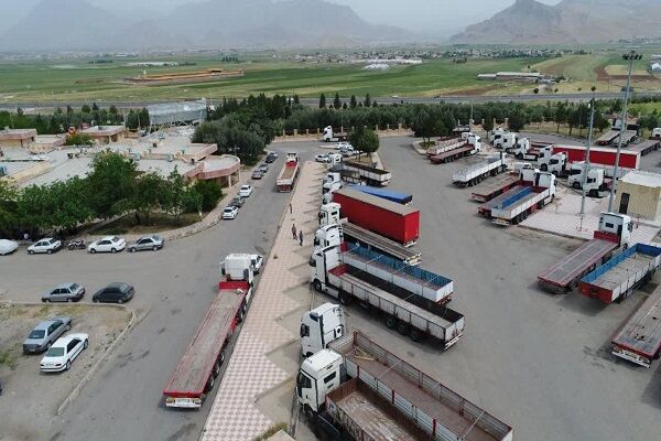 جابه‌جایی بیش از ۴ میلیون تُن کالا با ناوگان باری لرستان
