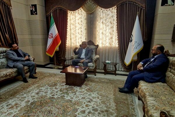 نشست استاندار هرمزگان با معاون وزیرراه وشهرسازی 2