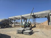 ببینید| گام بزرگ توسعه، تلاش بی وقفه اداره کل راه و شهرسازی سیستان و بلوچستان برای تکمیل پل 189 متری حرمک