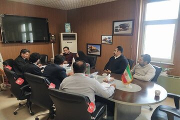 استقرار میز خدمت در پایانه بار مشهد