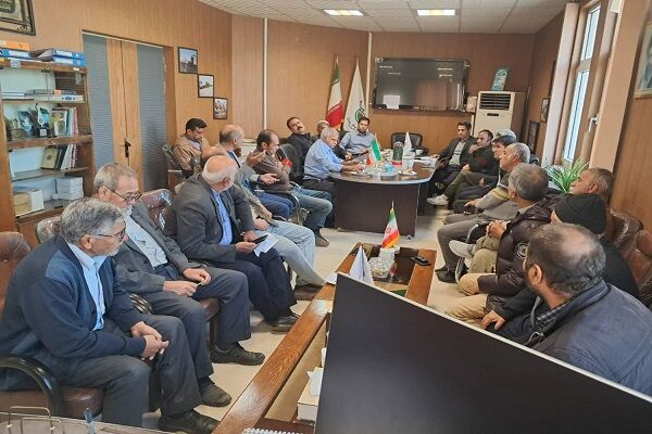 استقرار میز خدمت در پایانه بار مشهد