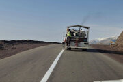 ببینید| تداوم عملیات خط‌کشی محور پاوه به نودشه با هدف ارتقای ایمنی تردد کاربران جاده ای